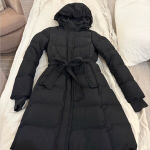 J Crew Women's Black Puffer Coat with tie waist